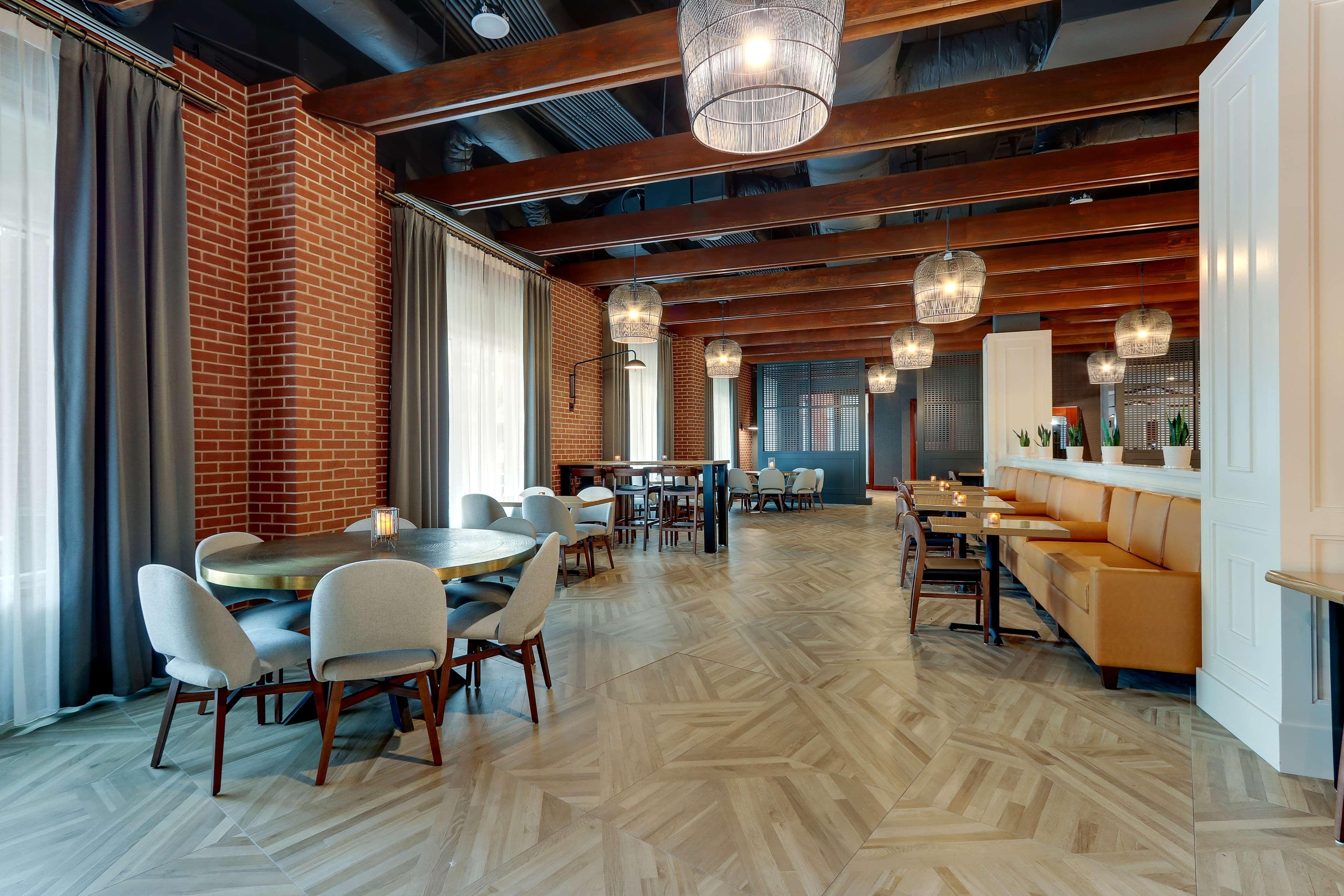 The Chattanoogan Hotel, Curio Collection By Hilton Chattanooga